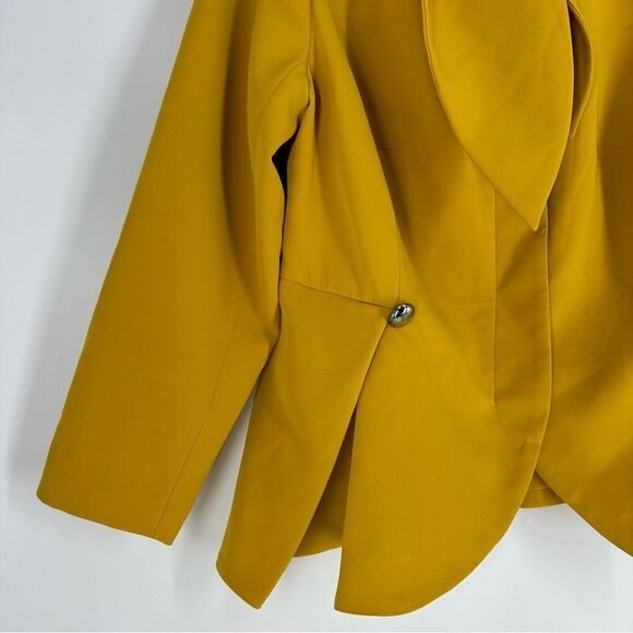 ELOQUII Women’s Mustard Yellow Button Up Blazer - Picture 2 of 9